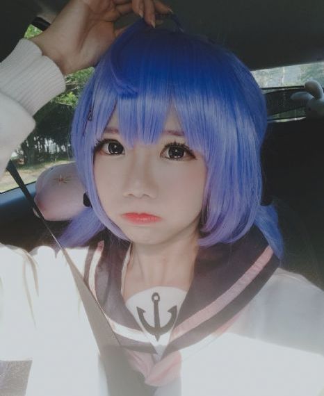 美女扒开尿口让男人捅爽