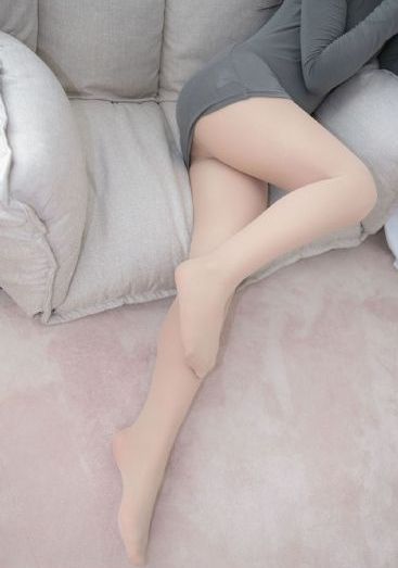年轻女教师4hd中字免费观看