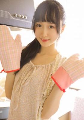 男人亲嘴脱内衣内裤视频